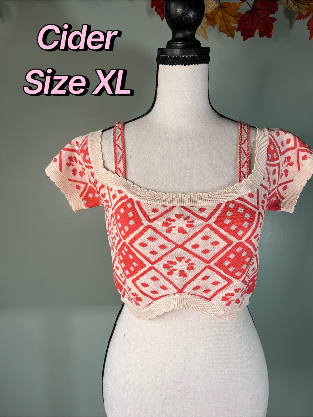 Cider Coral & Cream Knit Cold Shoulder Crop Top - Size XL